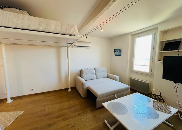 Hyper Centre Vue Bandol